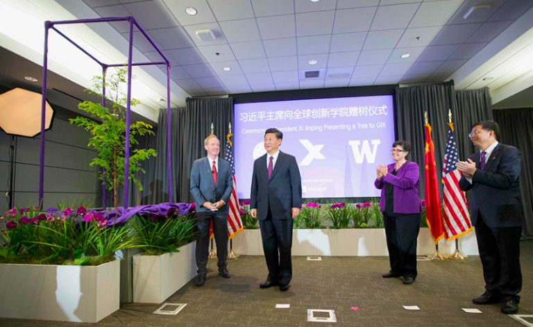 Innovation Connecting the World, Microsoft Builds the Education Bridge Between China and America (via NetEase)